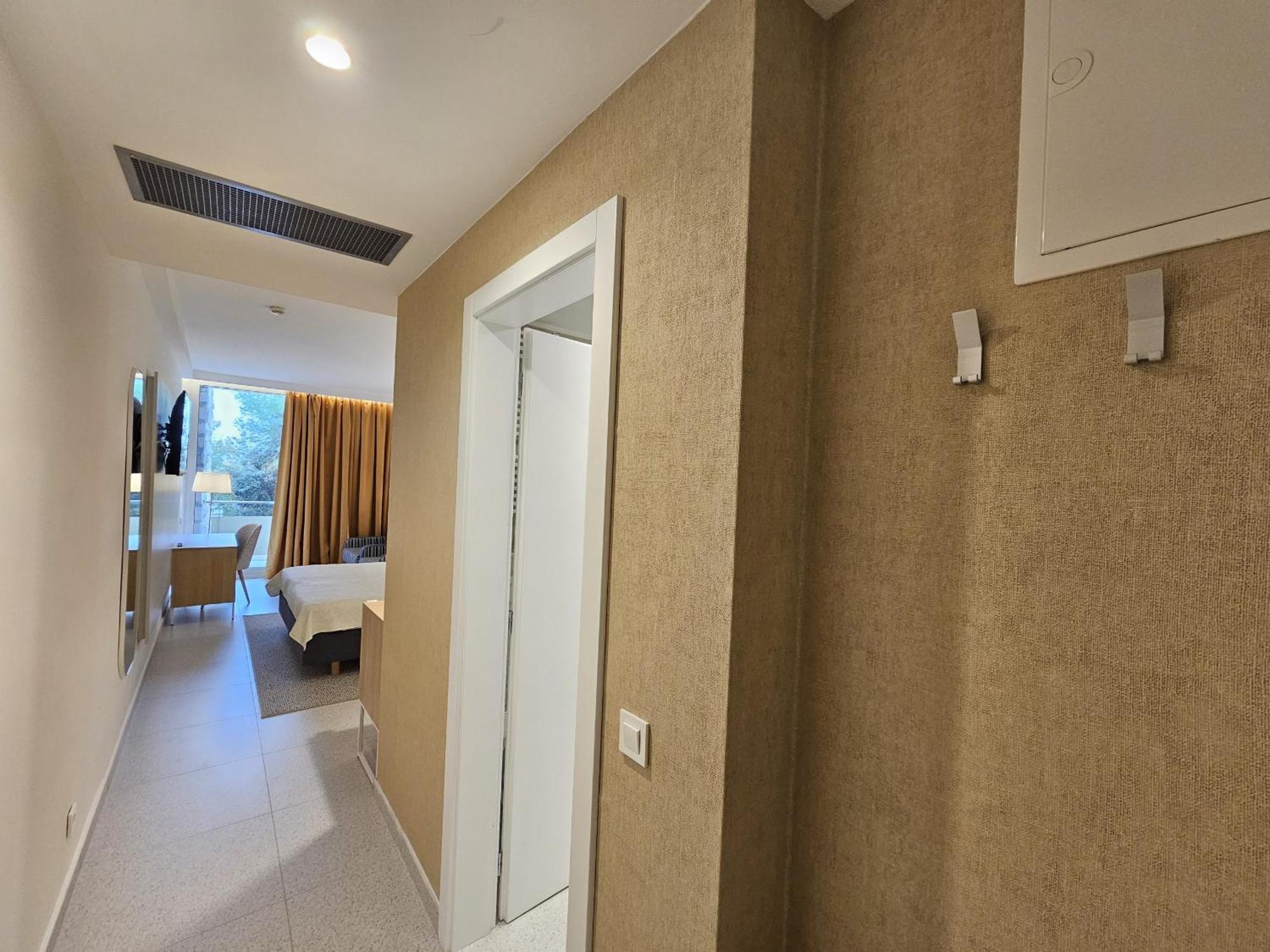Family Hotel Adria ビオグラード・ナ・モル エクステリア 写真