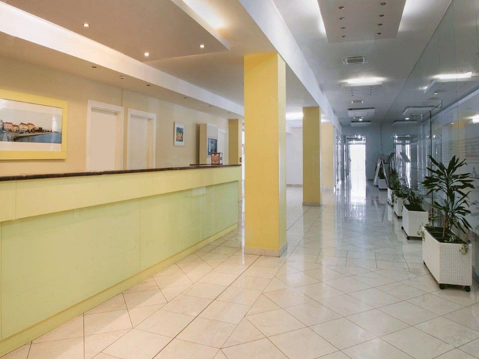 Family Hotel Adria ビオグラード・ナ・モル エクステリア 写真